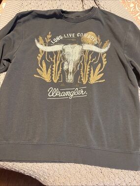 Wrangler Black and Gold Longhorn Graphic Sweatshirt